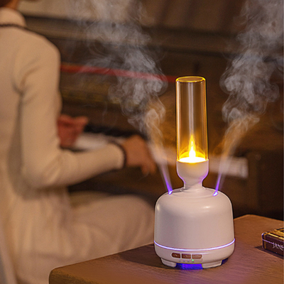 Dos rocían la vela cambiable Mini Humidifier de la máquina del difusor del olor del Aromatherapy de la luz del difusor portuario LED del aceite esencial