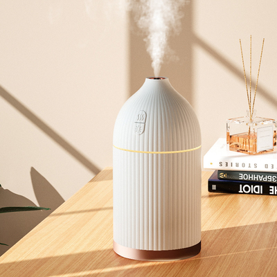 La fragancia portátil de escritorio del humectador 300ml de la niebla del aire del aroma hace tabletas ultrasónico