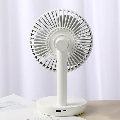 Fan de tabla distribuidora del aire recargable portátil que carga su teléfono