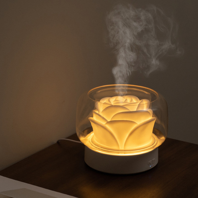 La flor del humectador del difusor 400ml del aceite del aroma de la luz de la noche del ED forma blanco